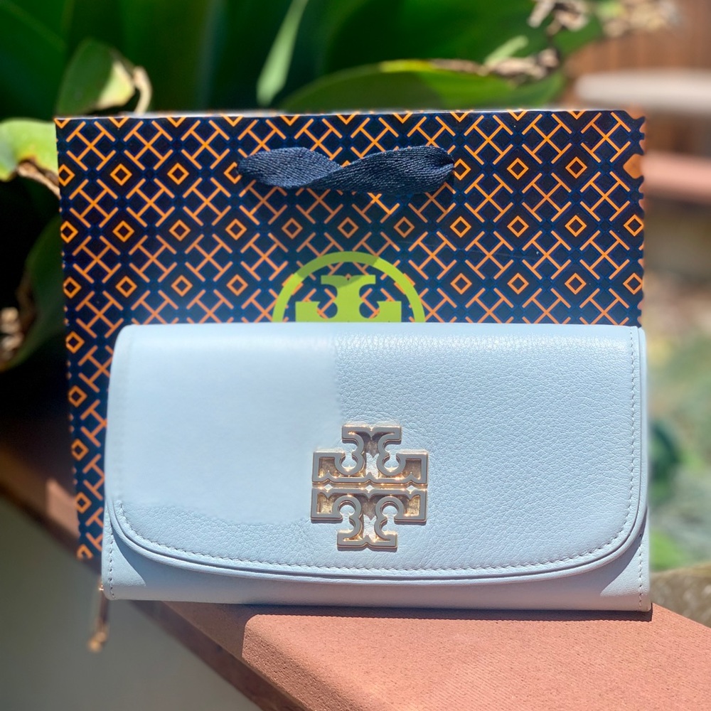 Tory Burch Britten Dup Leather Envelope Wallet - Picture 8 of 8